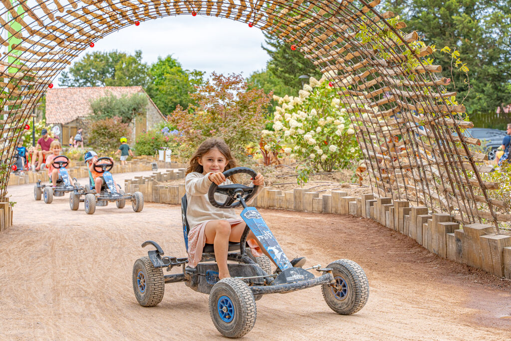 Les Forges, Campingplatz Pays de la Loire - 17