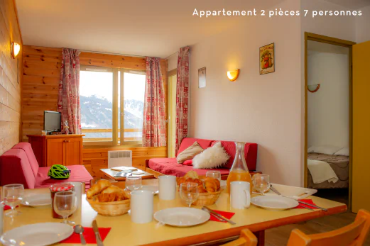 Apartment, Wohnzimmer, Bergblick, Campingplatz CAPFUN Oz en Oisans (38). Apartment, Wohnzimmer, Bergblick, Campingplatz CAPFUN Oz en Oisans (38).